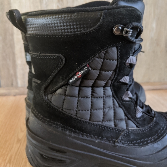 NORTH FACE thermoball winter boots - Picture 4 of 13